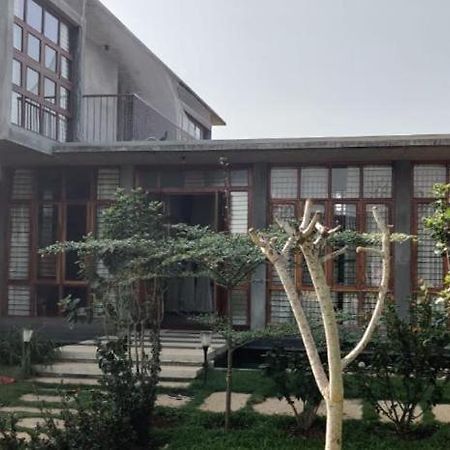 Serene Meadows Villa บังกาลอร์ ภายนอก รูปภาพ
